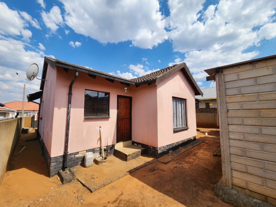 2 Bedroom Property for Sale in Tlhabane West North West